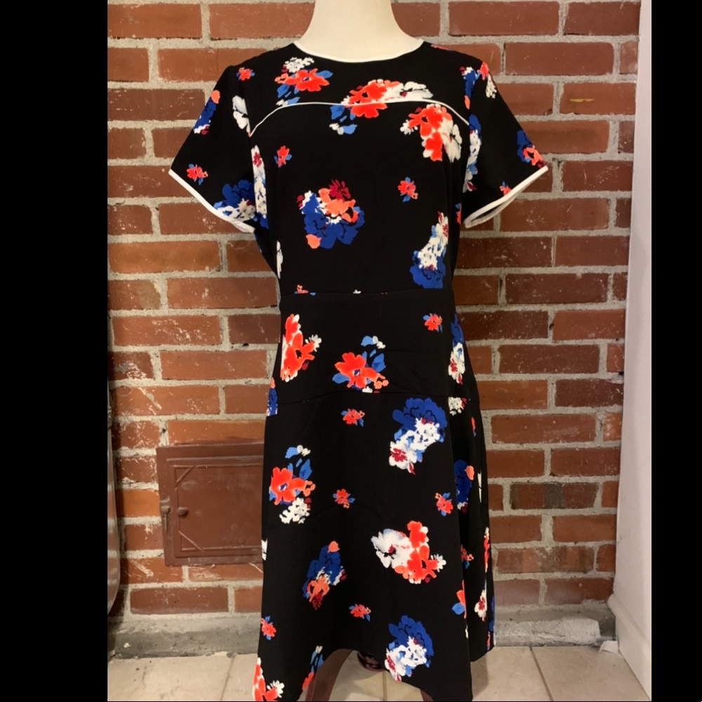 Vince Camuto Black Floral Above-Knee Dress - Size 10